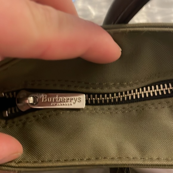 Burberry Blue Label (Japan) Nylon Tote Bag in Hunter Green and Nova Check - Picture 5 of 6